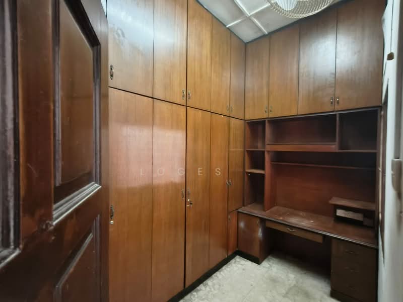 Rumah Teres 1 Tingkat untuk Dijual di Petaling Jaya (Selangor) - Loges . - Study - PropertyGuru.com.my