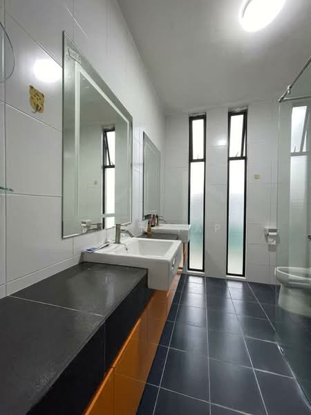 Cluster House for Sale in Taman Mount Austin (Tebrau) - Evon Yap - Bathroom - PropertyGuru.com.my