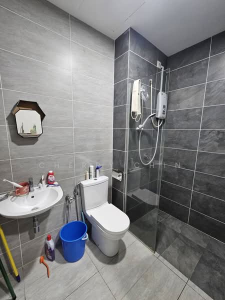 Servis Apartment untuk Disewa di Tamarind Suites - Cherry Chin - Bathroom - PropertyGuru.com.my