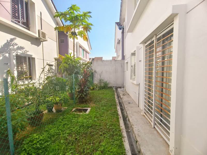 Rumah Kluster untuk Dijual di Alam Suria (Puncak Alam) - Bryan Yeoh - Exterior - PropertyGuru.com.my