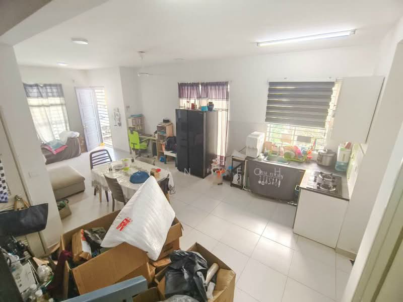 Rumah Kluster untuk Dijual di Alam Suria (Puncak Alam) - Bryan Yeoh - Living Room - PropertyGuru.com.my
