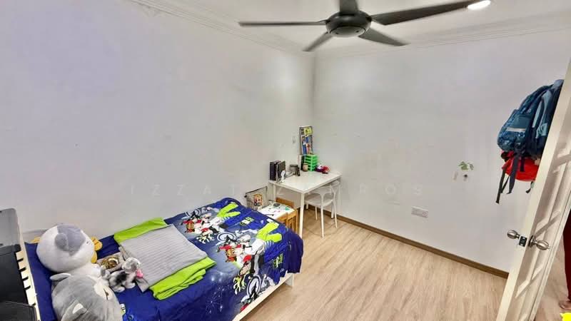 Cluster House for Sale in Seksyen 18 (Shah Alam) - Izzat Zamros - Bedroom - PropertyGuru.com.my