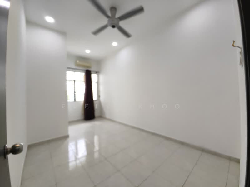 Rumah Teres 2 Tingkat untuk Dijual di Bandar Tasik Puteri (Rawang) - Evelyn Khoo - Room - PropertyGuru.com.my