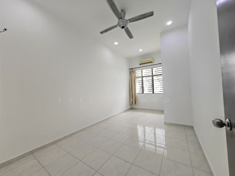 Rumah Teres 2 Tingkat untuk Dijual di Bandar Tasik Puteri (Rawang) - Evelyn Khoo - Room - PropertyGuru.com.my