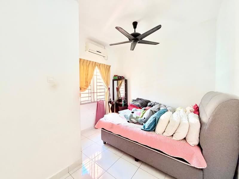 2-storey Terraced House for Sale in Taman Bukit Mutiara (Tebrau) - Hong . - Bedroom - PropertyGuru.com.my