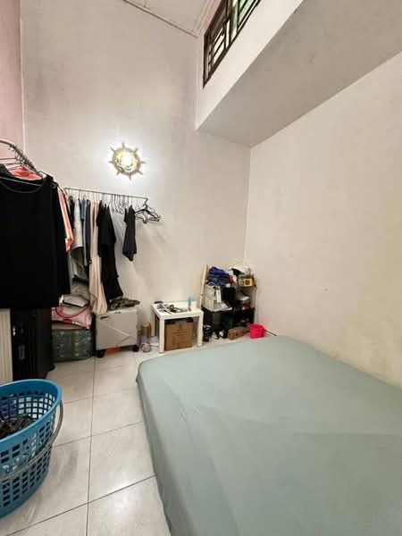 1-storey Terraced House for Sale in Taman Bestari Indah (Ulu Tiram) - Hong . - Bedroom - PropertyGuru.com.my