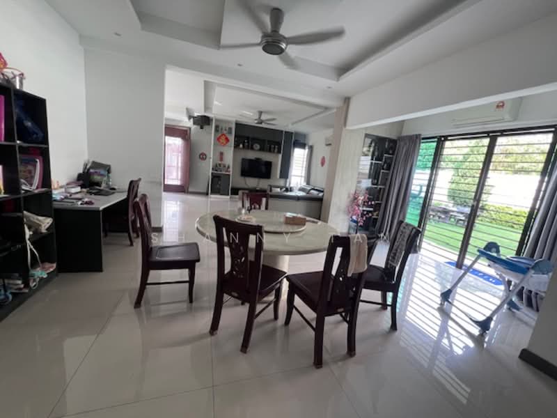 Bungalow for Sale in Taming Mutiara (Bandar Sungai Long) - Shanny Tan - Dining Room - PropertyGuru.com.my