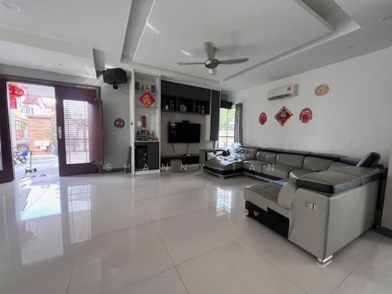 Bungalow for Sale in Taming Mutiara (Bandar Sungai Long) - Shanny Tan - Living Room - PropertyGuru.com.my