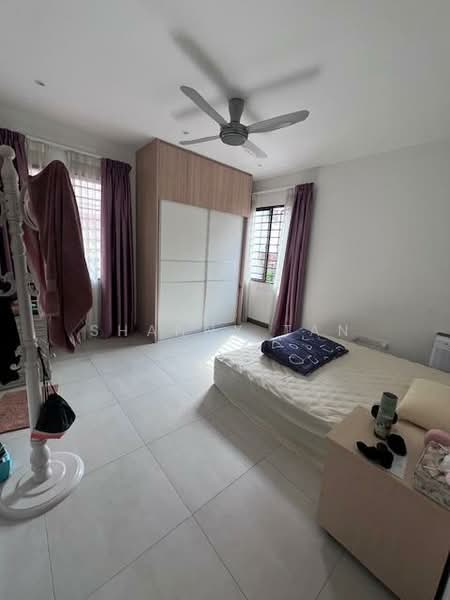 Bungalow for Sale in Taming Mutiara (Bandar Sungai Long) - Shanny Tan - Bedroom - PropertyGuru.com.my