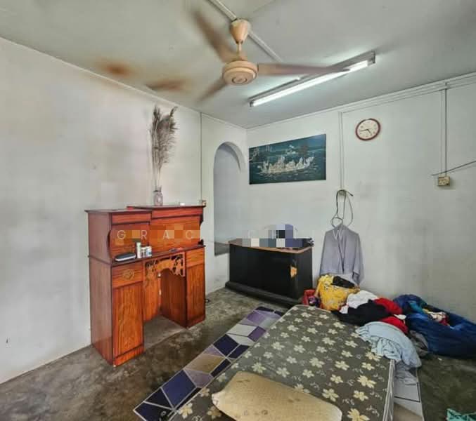2-storey Terraced House for Sale at Taman Perling - Grace Chiew - Bedroom - PropertyGuru.com.my