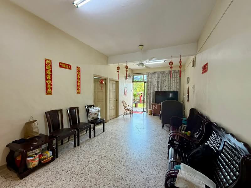 2-storey Terraced House for Sale in Taman Pelangi (Johor Bahru) - Sky Tan - Living Room - PropertyGuru.com.my