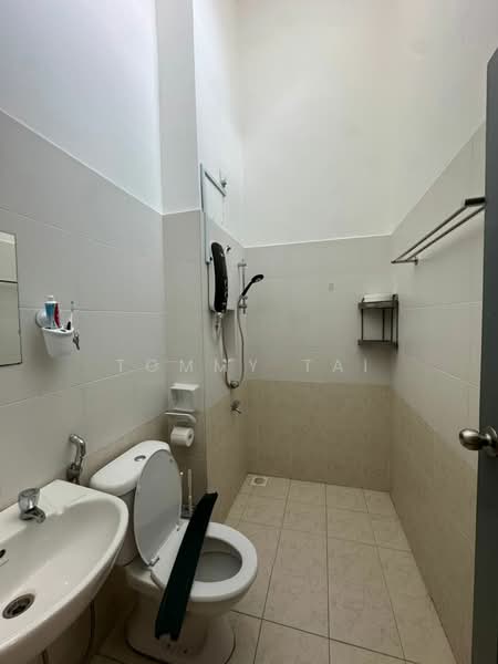 Rumah Kluster untuk Dijual di Austin Heights (Tebrau) - Tommy Tai - Bathroom - PropertyGuru.com.my