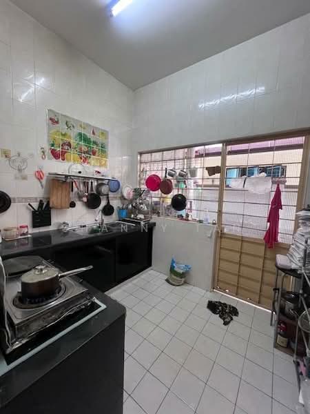 Rumah Berkembar untuk Dijual di Taman Taming Indah (Bandar Sungai Long) - Shanny Tan - Kitchen - PropertyGuru.com.my