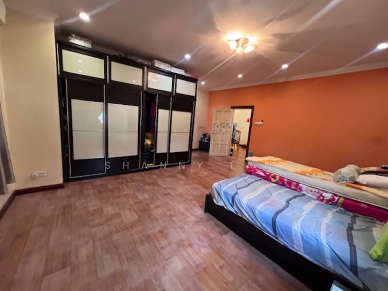Rumah Berkembar untuk Dijual di Taman Taming Indah (Bandar Sungai Long) - Shanny Tan - Bedroom - PropertyGuru.com.my