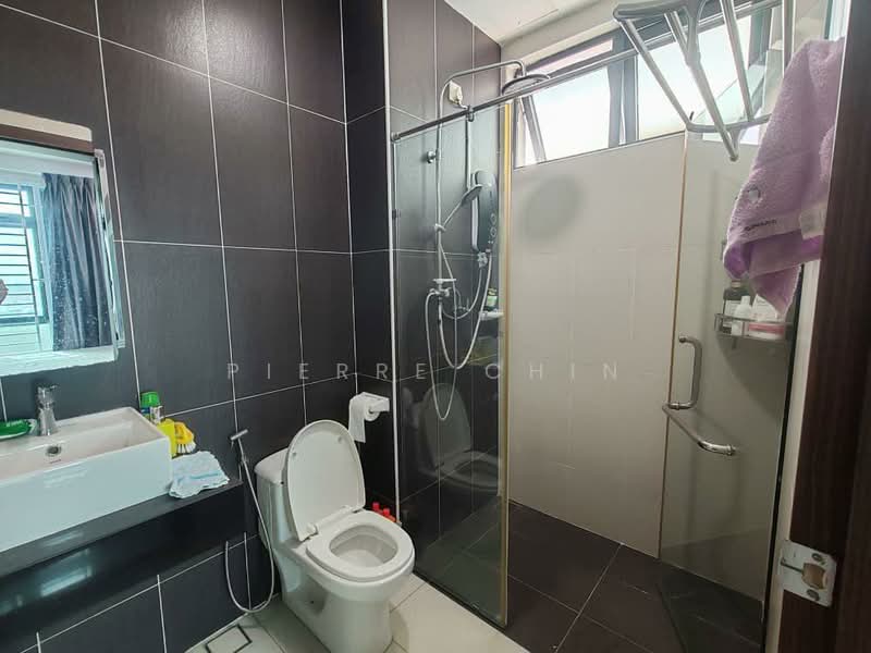 Service Residence for Sale at D'Secret Garden (Pangsapuri Kempas Indah) - Pierre Chin - Bathroom - PropertyGuru.com.my