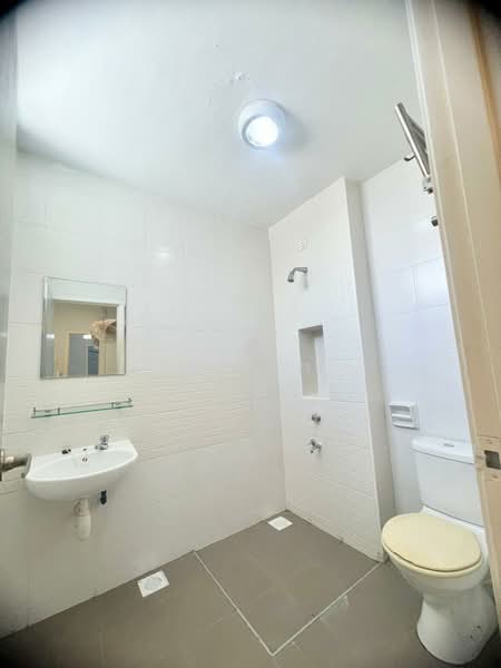 Cluster House for Sale in Taman Skudai Indah (Skudai) - See Yin . - Bathroom - PropertyGuru.com.my