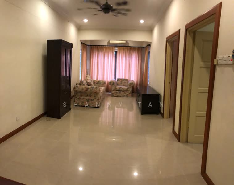 Rumah Berkembar untuk Dijual di Taman Taming Indah (Bandar Sungai Long) - Shanny Tan - Living Room - PropertyGuru.com.my