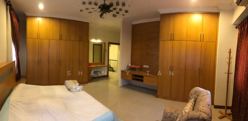 Rumah Berkembar untuk Dijual di Taman Taming Indah (Bandar Sungai Long) - Shanny Tan - Bedroom - PropertyGuru.com.my