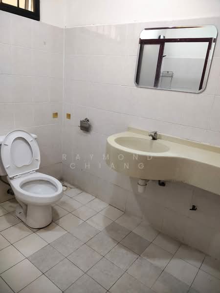 Condominium for Sale at Platinum Hill PV 3 - Raymond Chiang - Bathroom - PropertyGuru.com.my