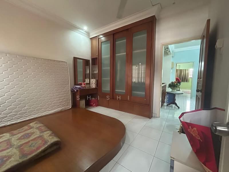 Rumah Teres untuk Dijual di Taman Desa Tebrau (Tebrau) - Shishi . - PropertyGuru.com.my