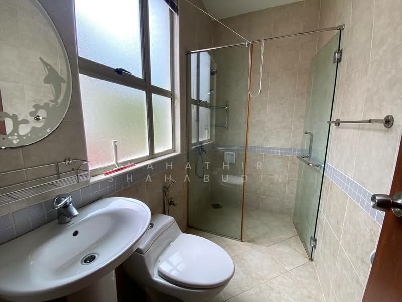 Rumah Banglo untuk Dijual di Setia Eco Park (Setia Alam) - Nahathir Shahabudin - Bathroom - PropertyGuru.com.my
