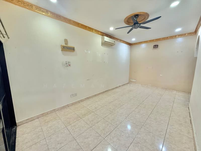 1-storey Terraced House for Sale in Klang (Selangor) - Hazeman Omar - Interior - PropertyGuru.com.my