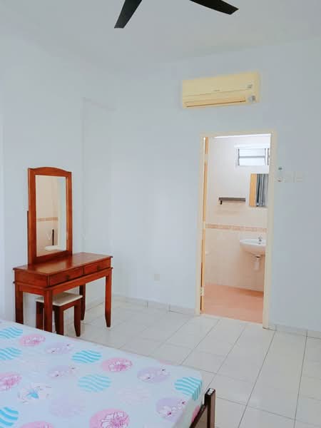 Kondominium untuk Disewa di Putra Place Condominium - Vivian Chang - PropertyGuru.com.my