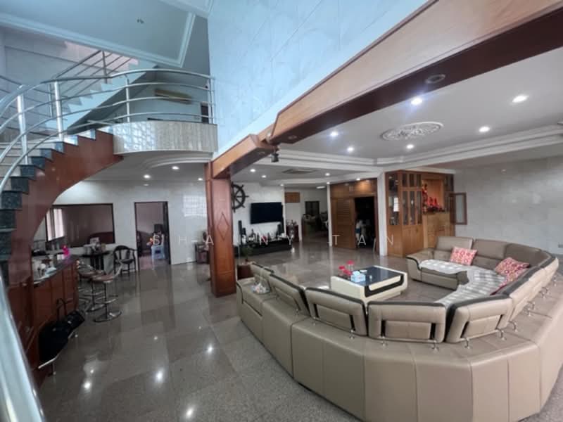Rumah Berkembar untuk Dijual di Bandar Sungai Long (Selangor) - Shanny Tan - Living Room - PropertyGuru.com.my