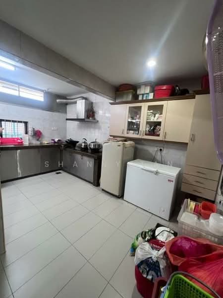 Rumah Berkembar untuk Dijual di Bandar Sungai Long (Selangor) - Shanny Tan - Kitchen - PropertyGuru.com.my