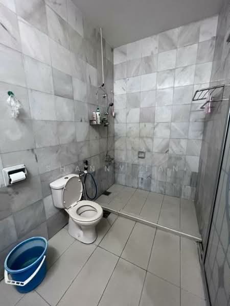 Rumah Berkembar untuk Dijual di Bandar Sungai Long (Selangor) - Shanny Tan - Bathroom - PropertyGuru.com.my