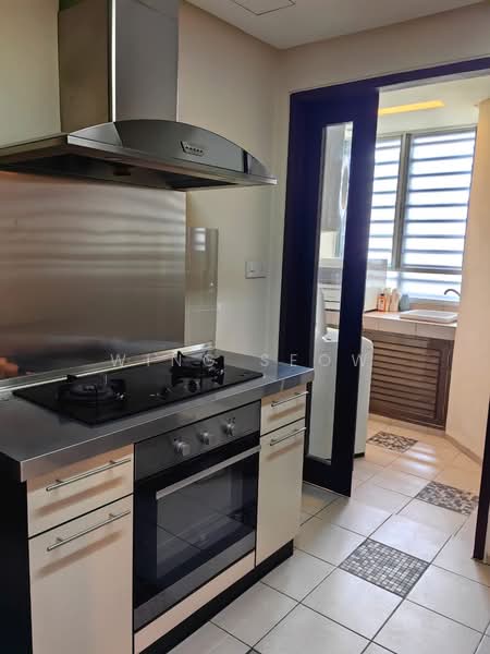 Service Residence for Sale at i-Zen @ Kiara 2 - Wing Seow - Kitchen - PropertyGuru.com.my