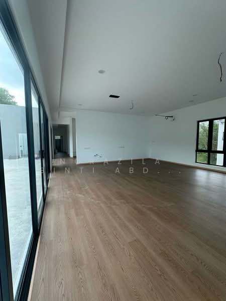 Bungalow for Sale in Bukit Jelutong (Shah Alam) - Norazila Binti Abdul Rahim - Living Room - PropertyGuru.com.my