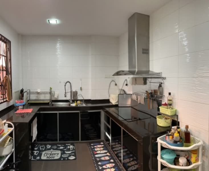 Rumah Berkembar untuk Dijual di Taman Vista Mutiara (Bandar Sungai Long) - Shanny Tan - Kitchen - PropertyGuru.com.my