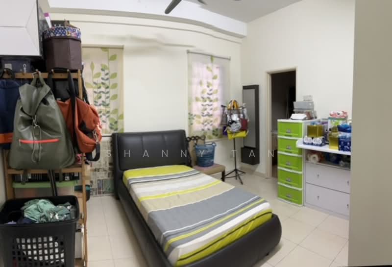 Rumah Berkembar untuk Dijual di Taman Vista Mutiara (Bandar Sungai Long) - Shanny Tan - Bedroom - PropertyGuru.com.my