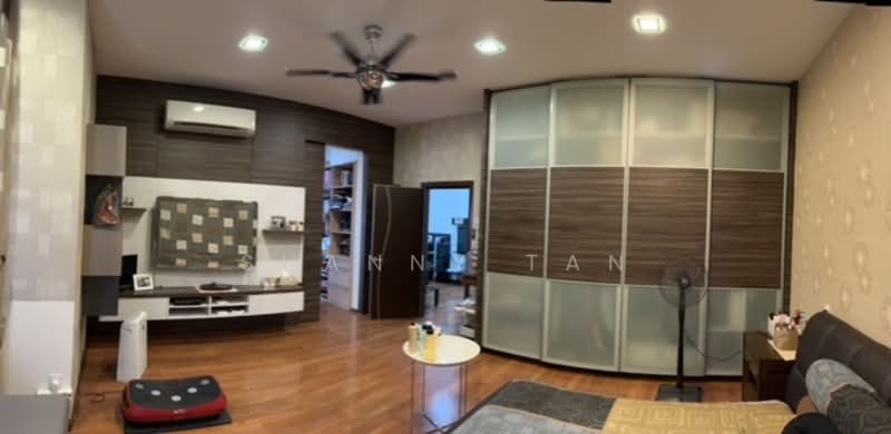 Rumah Berkembar untuk Dijual di Taman Vista Mutiara (Bandar Sungai Long) - Shanny Tan - Master Bedroom - PropertyGuru.com.my