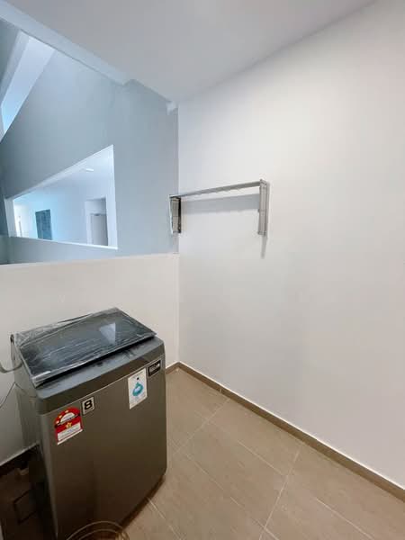 Kondominium untuk Dijual di Waterside Residence - Vivian Chang - PropertyGuru.com.my