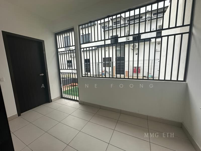 Rumah Teres 2 Tingkat untuk Disewa di Bukit Raja (Selangor) - Adeline Foong - PropertyGuru.com.my