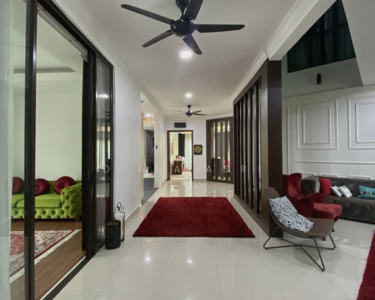 Bungalow for Sale in Seksyen 13 (Shah Alam) - Dyana Asri - Corridor - PropertyGuru.com.my