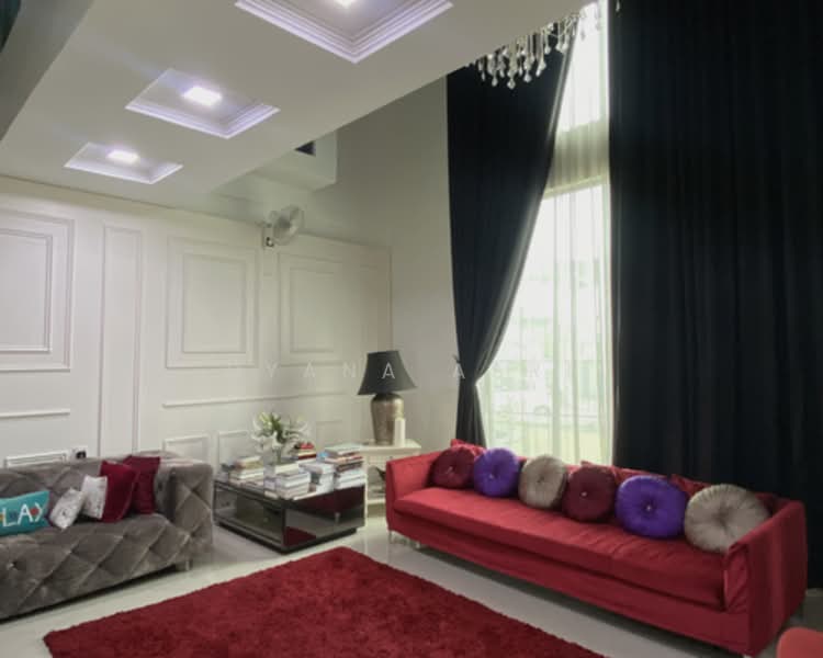 Bungalow for Sale in Seksyen 13 (Shah Alam) - Dyana Asri - Living Room - PropertyGuru.com.my