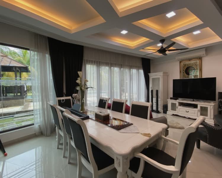 Bungalow for Sale in Seksyen 13 (Shah Alam) - Dyana Asri - Dining Room - PropertyGuru.com.my