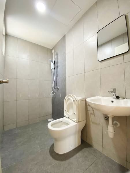 Servis Apartment untuk Disewa di Tuan 2egacy - Frankie Sing - Bathroom - PropertyGuru.com.my