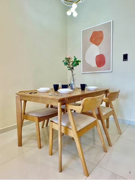 Condominium for Rent at Kings Bay @ Country Garden Danga Bay - Jason Fam - Dining Room - PropertyGuru.com.my