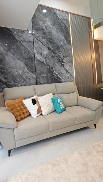 Servis Apartment untuk Disewa di Agile Bukit Bintang - KV Chai - Living Room - PropertyGuru.com.my