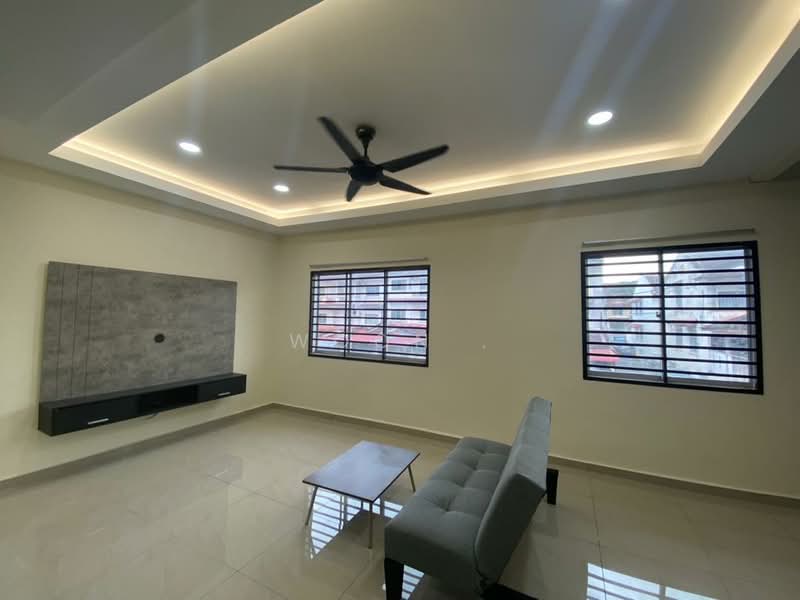 Townhouse for Sale in Taman Bukit Cheng (Cheng) - Woon . - Living Room - PropertyGuru.com.my