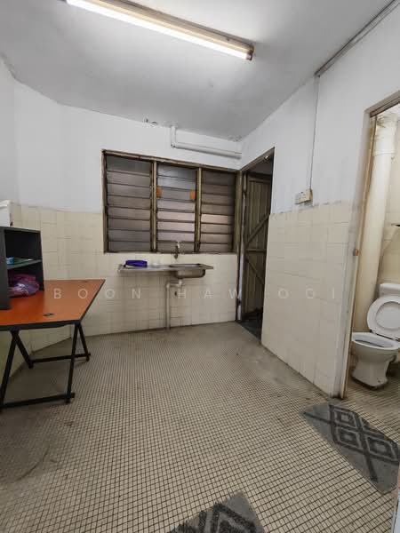 Rumah Flat untuk Disewa di Taman Mengkudu - Boon Haw Ooi - Bathroom - PropertyGuru.com.my