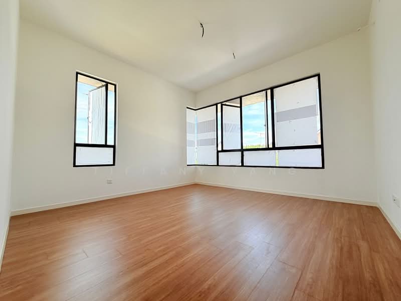 Rumah Teres 2 Tingkat untuk Dijual di Kota Emerald (Rawang) - Tiffany Yang - Bedroom - PropertyGuru.com.my