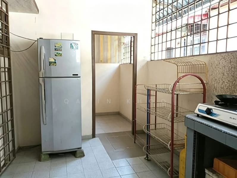 Rumah Teres 2 Tingkat untuk Dijual di Taman Cempaka (Ipoh) - Qazin Khoo - Kitchen - PropertyGuru.com.my