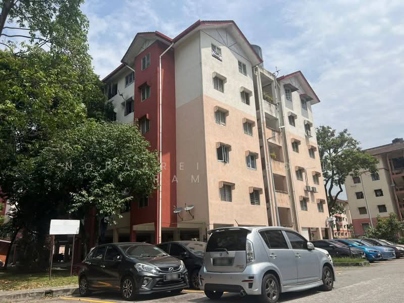 Flat for Rent at Flat PKNS Section 7 - Norazrein Abdul Raman - Exterior - PropertyGuru.com.my