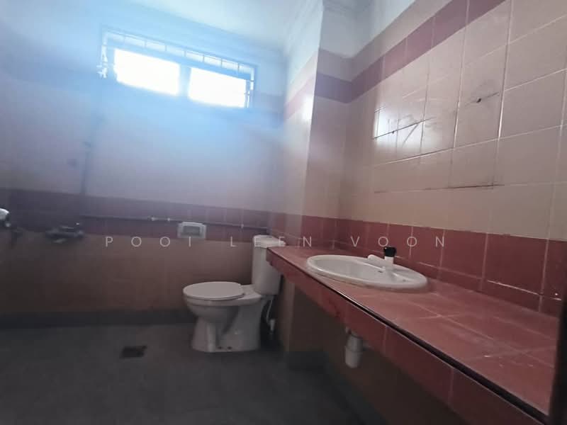 2-storey Terraced House for Sale in Taman Mount Austin (Tebrau) - Pooi Leen Voon - PropertyGuru.com.my