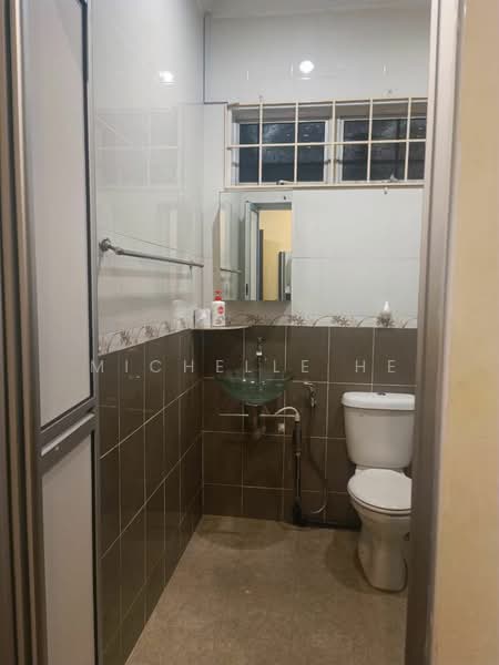 Semi-Detached House for Sale in Taman Perling (Perling) - Michelle He - Bathroom - PropertyGuru.com.my